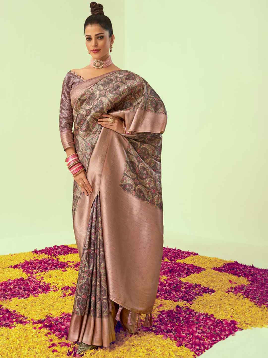 

nirja Fab Ethnic Motifs Zari Art Silk Kanjeevaram Saree, Beige