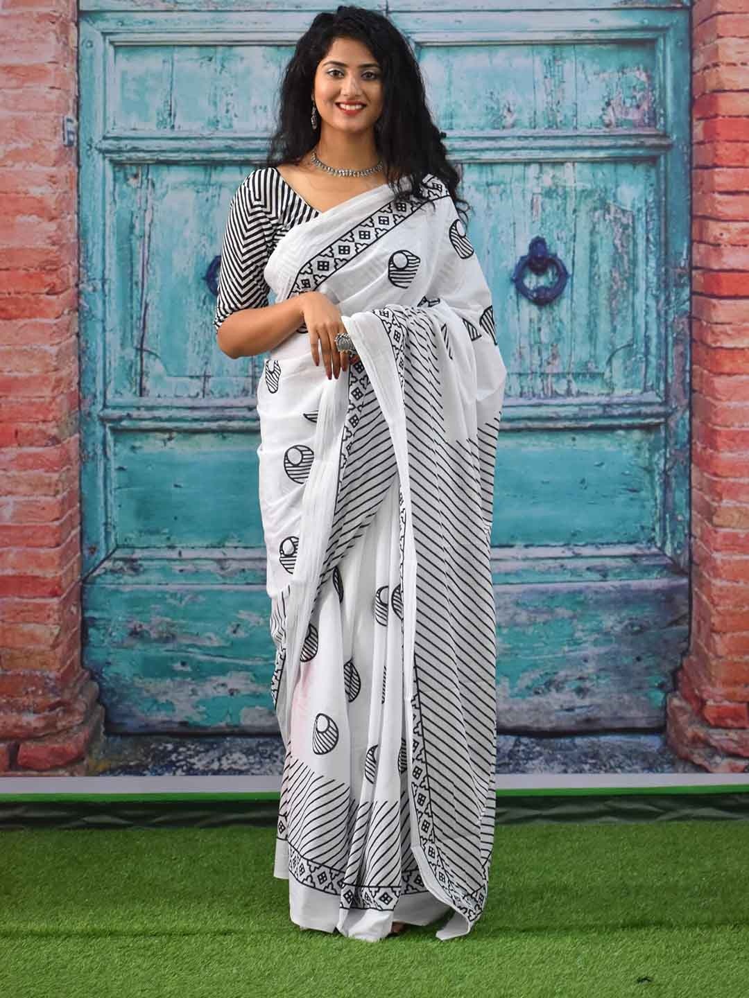 

TROPWEAR Floral Mulmul Cotton Block Print Saree, White