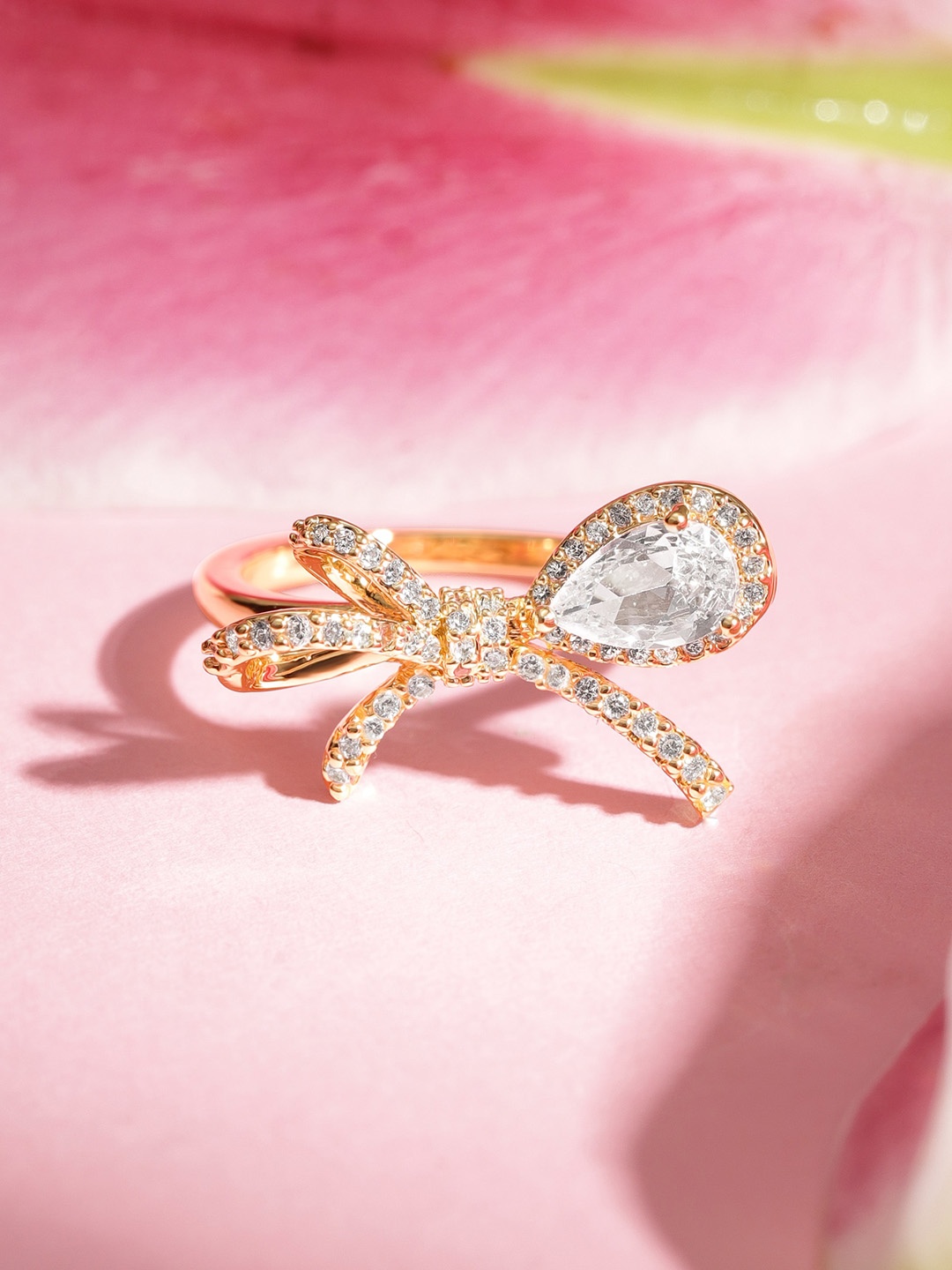 

Rubans Voguish Gold Plated Zircon Studded Finger Ring