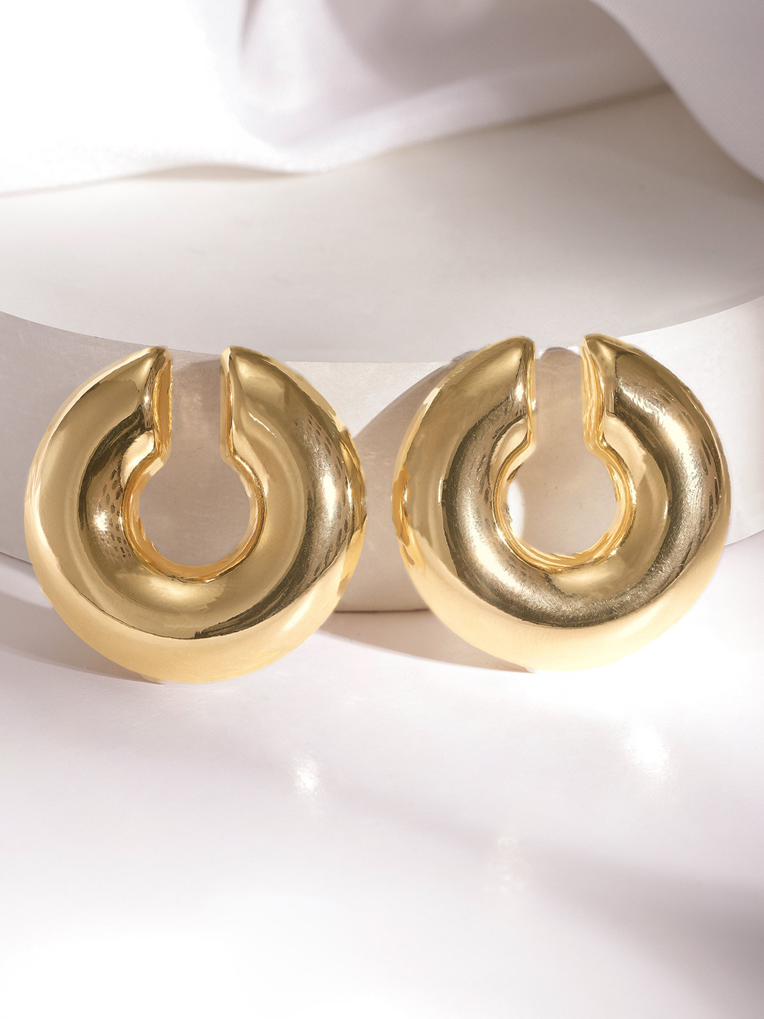 

Rubans 18K Gold Plated Stainless Steel Tarnish-Free Waterproof Demi-Fine Ear Cuff Earrings
