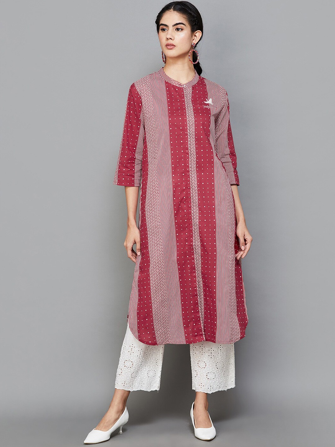 

Melange by Lifestyle Bandhani Printed Panelled Cotton Anarkali Kurta, Red