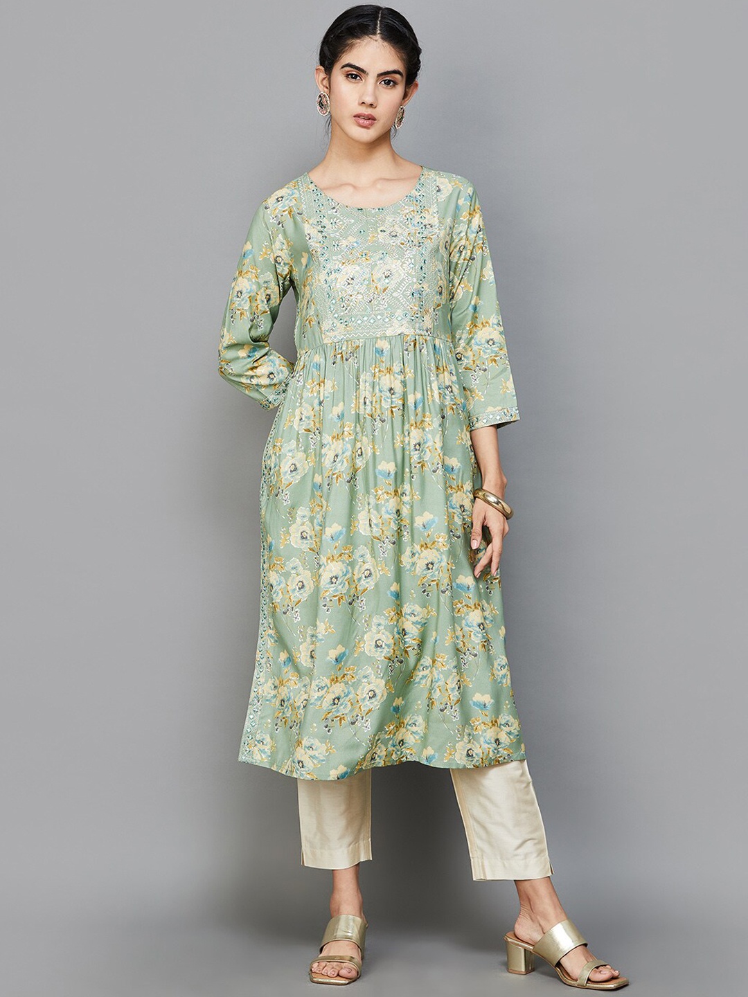 

Melange by Lifestyle Floral Printed Pleated Gotta Patti Kurta, Grey