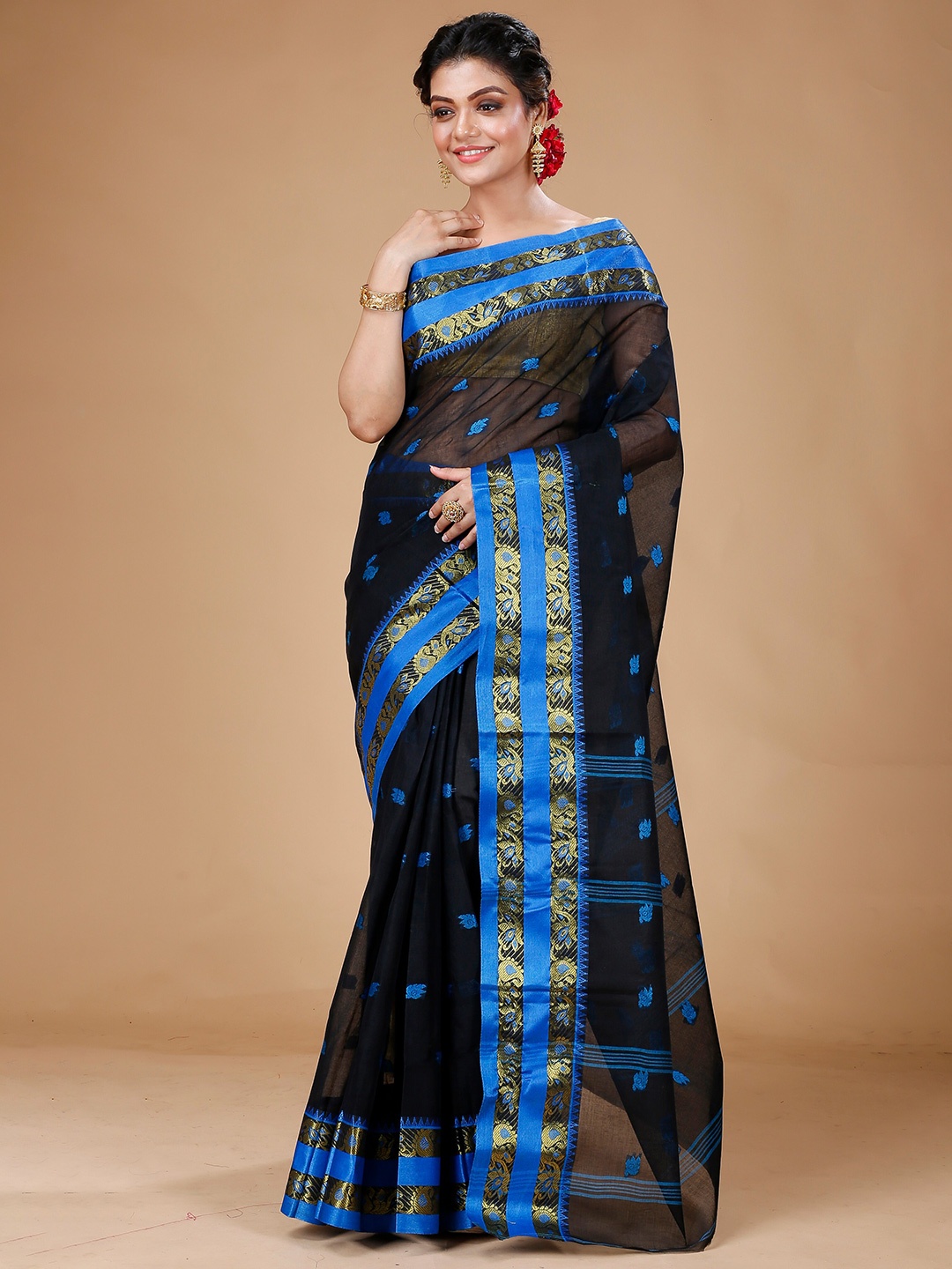 

SLAGHA Woven Design Zari Pure Cotton Taant Saree, Black