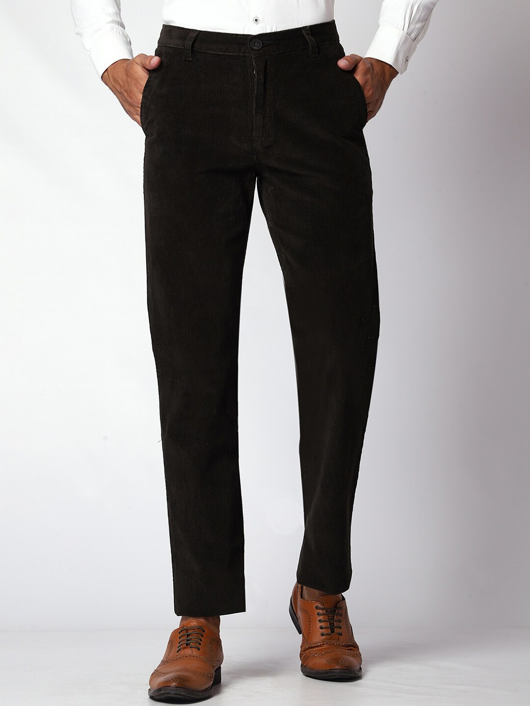

Mark Leute Men Mid-Rise Corduroy Cotton Regular Trousers, Green
