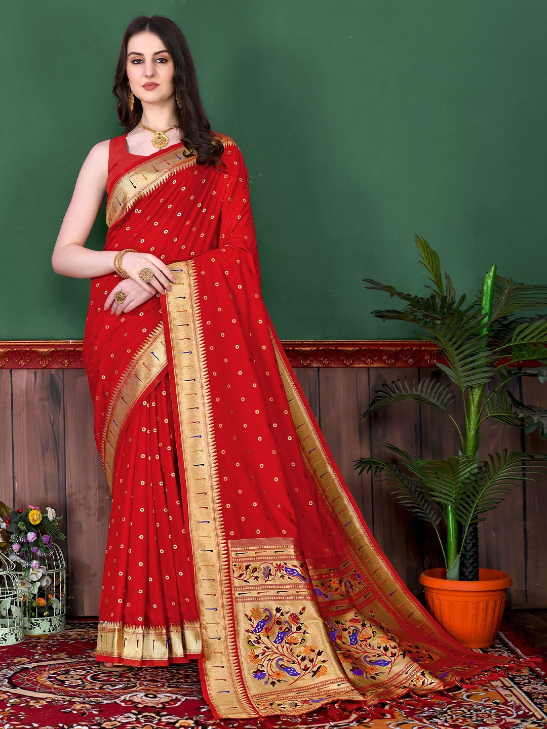 

V3 FASHION STUDIO Ethnic Motifs Zari Pure Silk Paithani Saree, Red