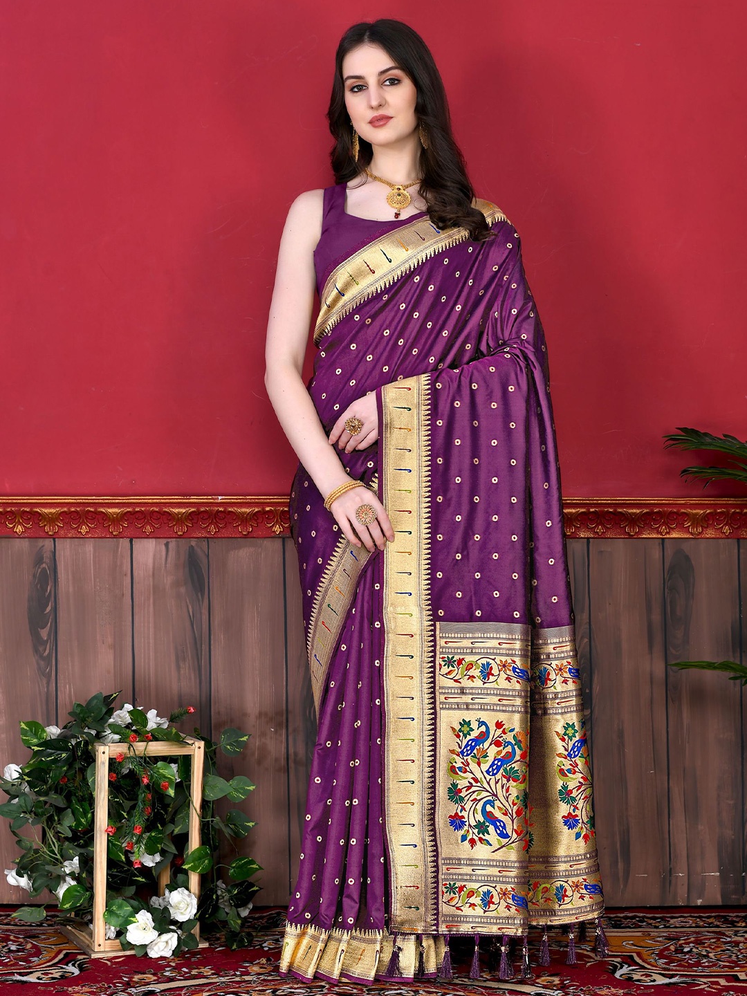 

V3 FASHION STUDIO Ethnic Motifs Woven Design Zari Pure Silk Paithani Saree, Purple