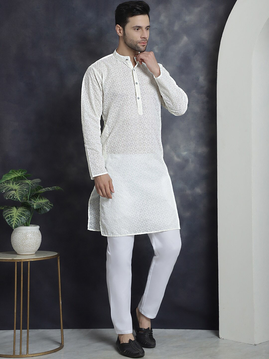 Anouk Geometric Embroidered Chikankari Mandarin Collar Pure Cotton Kurta With Pyjama, Off white