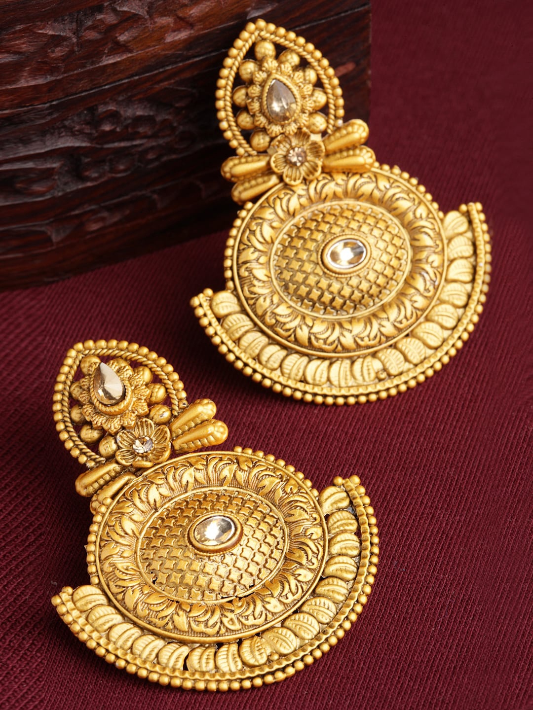 PANASH Contemporary Chandbalis, Gold