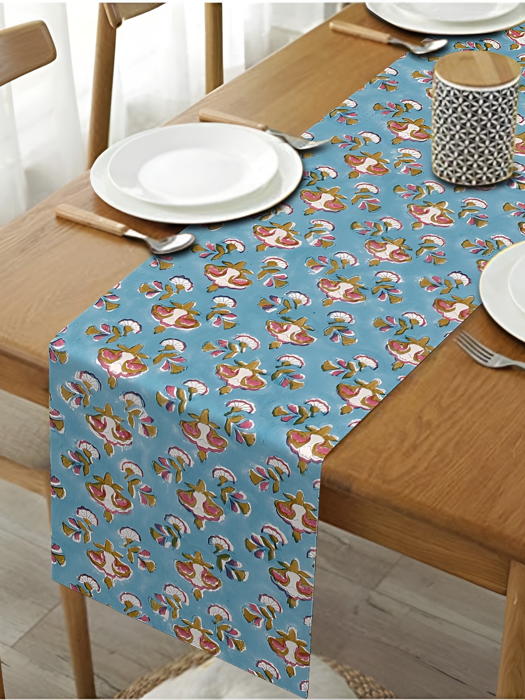 

Ratan Cart Teal-colored & White Floral Block Printed Pure Cotton Table Runner