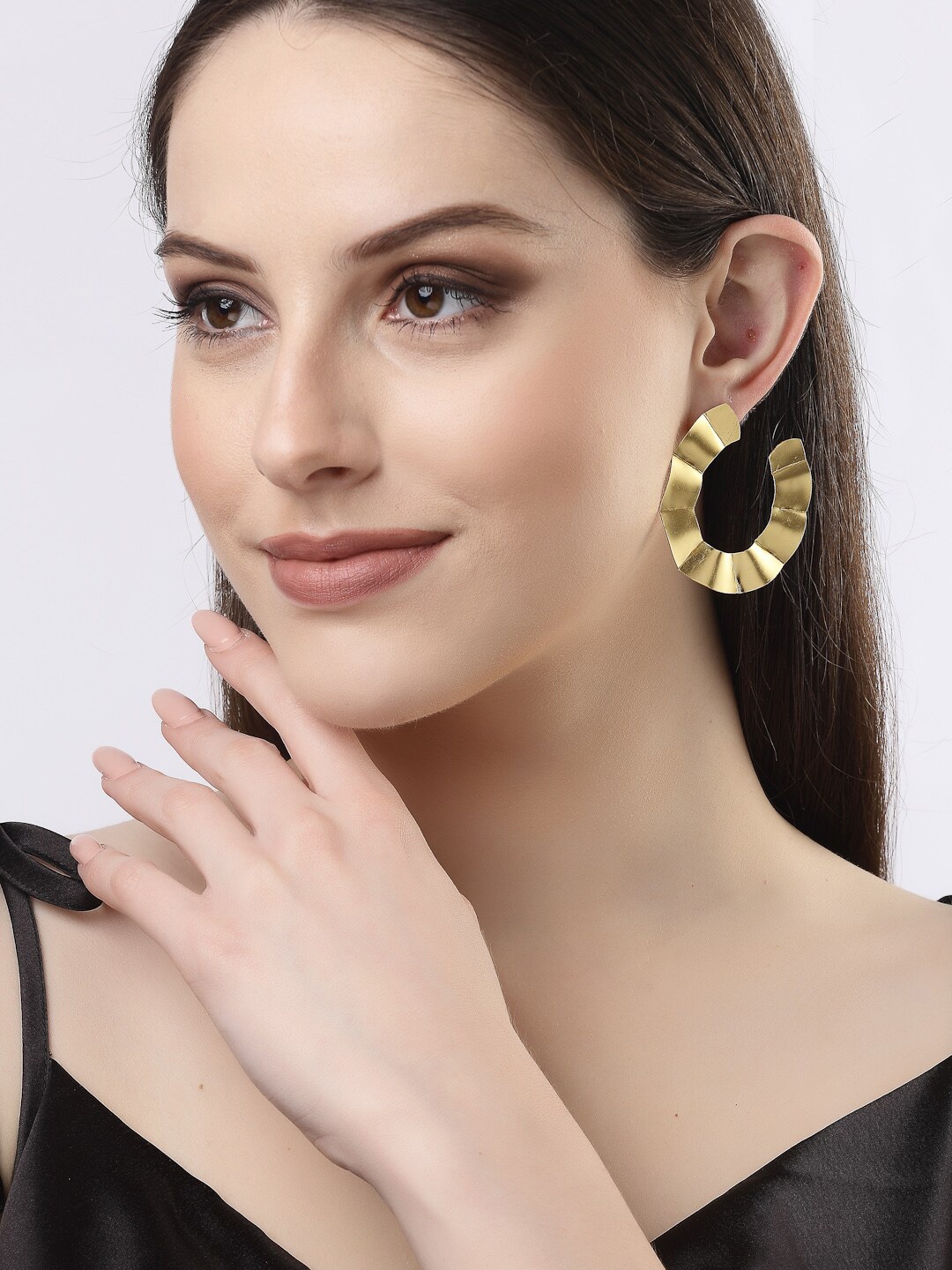 

NVR Gold-Plated Contemporary Studs Earrings