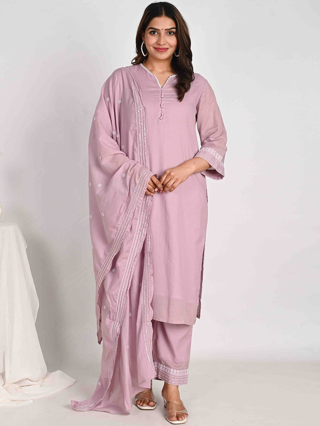 

Do Dhaage V-Neck Pure Cotton Straight Kurta with Trousers & Dupatta, Pink