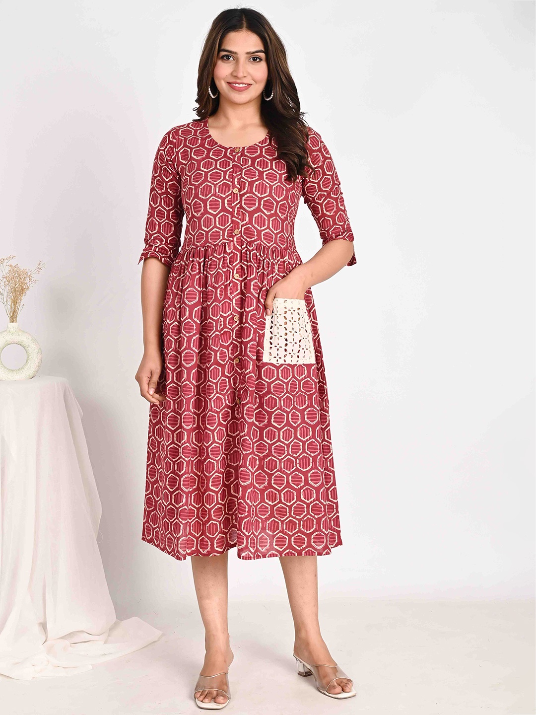 

Do Dhaage Cotton Geometric Printed Fit & Flare Midi Dress, Pink