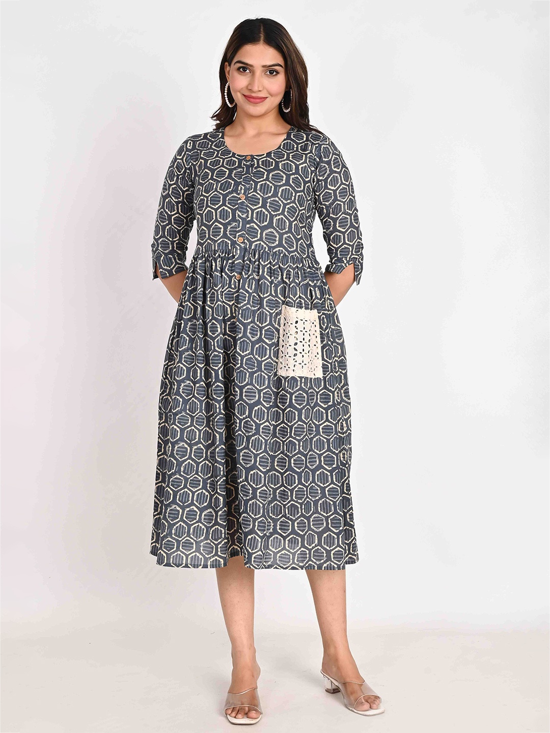 

Do Dhaage Geometric Printed Cotton Fit & Flare Midi Casual Dress, Blue