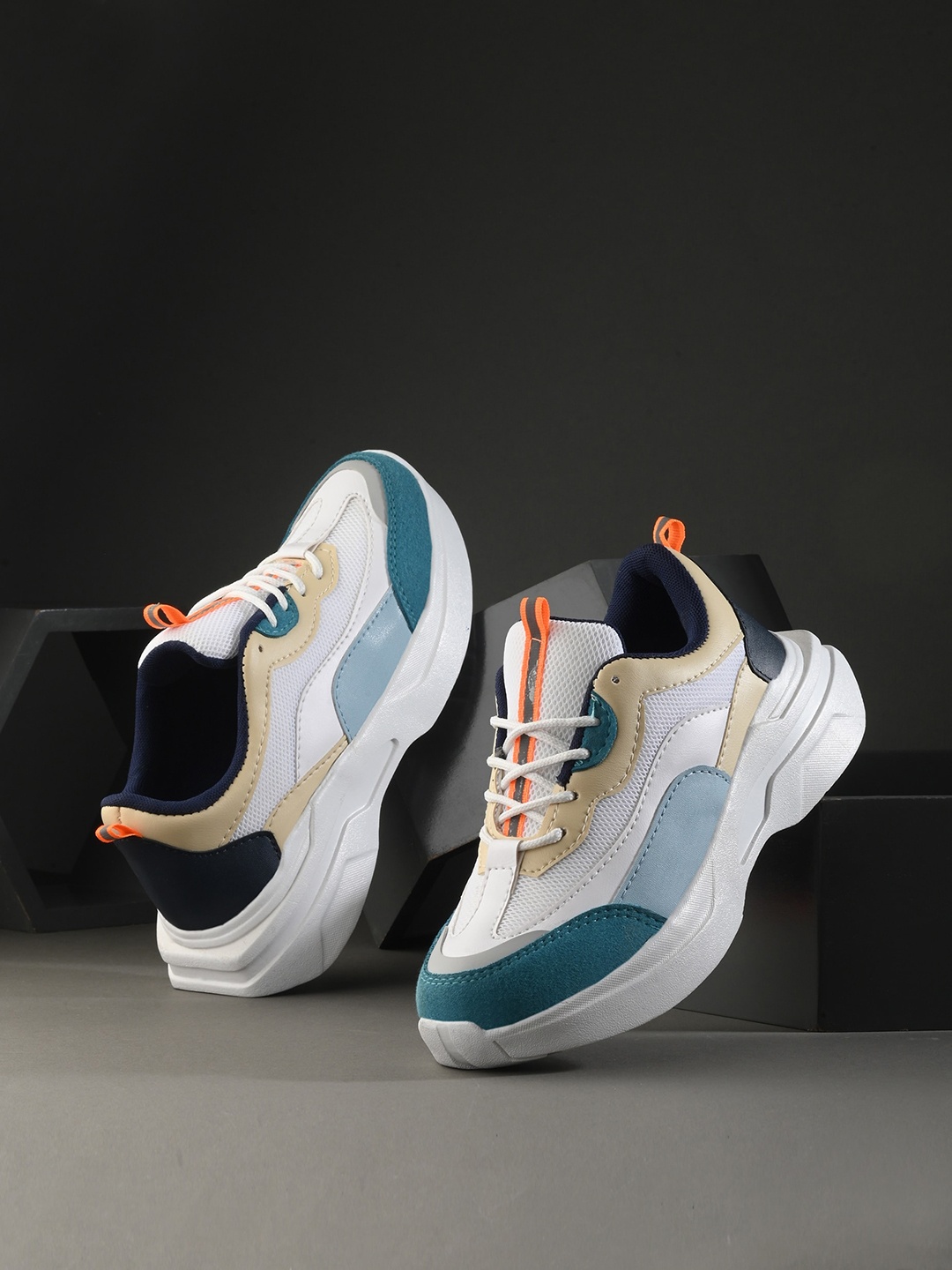 

knoos Women Colourblocked Water Repellent Upper Sneakers, Blue