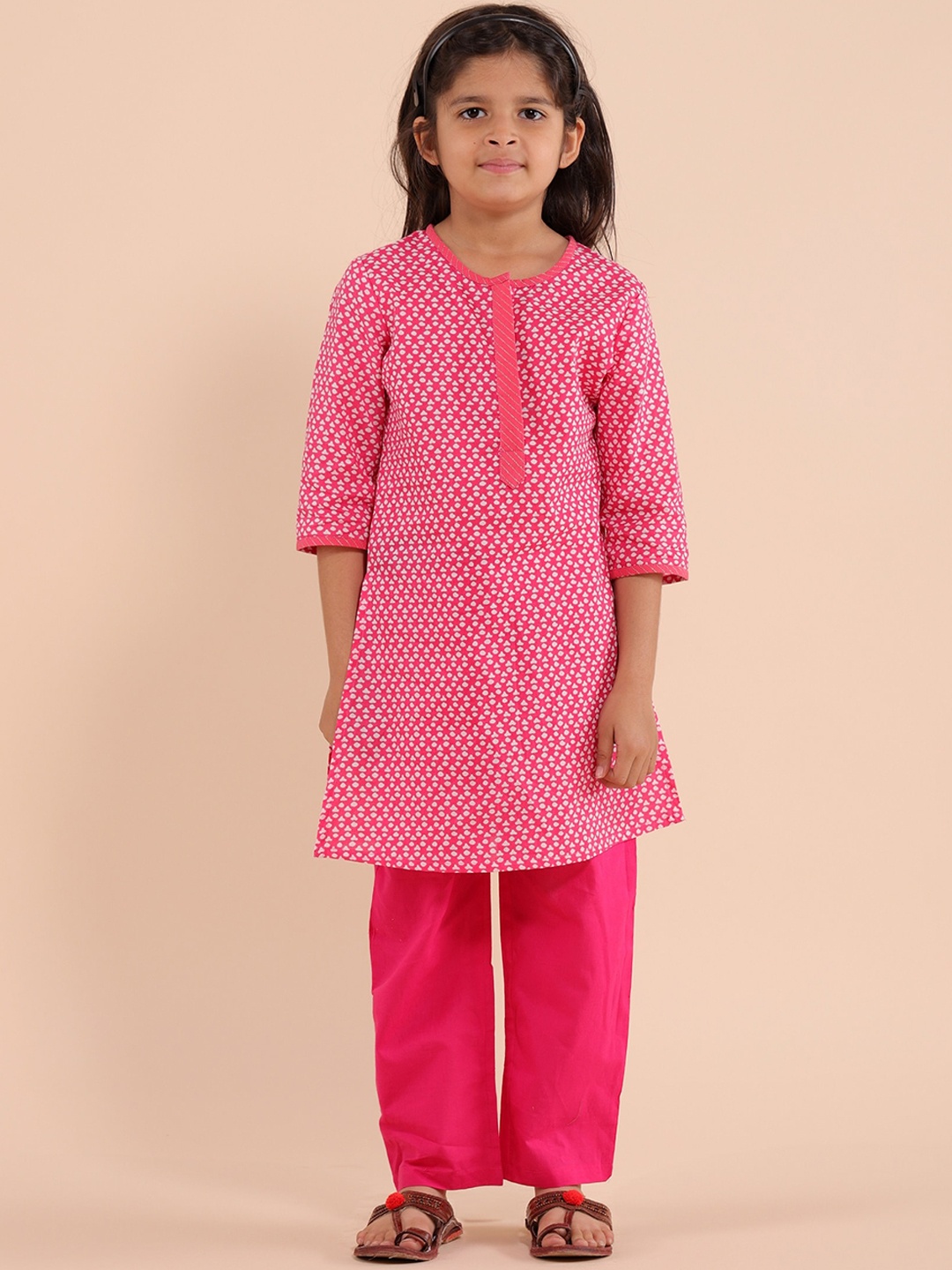

Sangria Girls Printed Cotton A-Line Kurta With Trouser, Pink