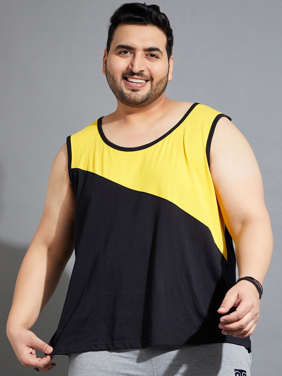 

bigbanana Colourblocked Sleeveless Sports Gym Vests, Black