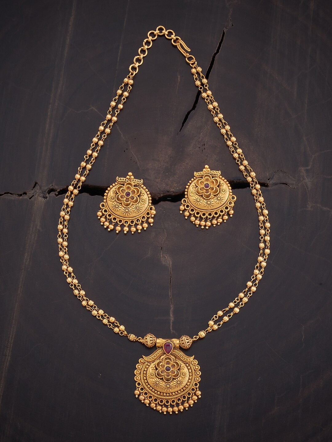 

Kushal's Fashion Jewellery Gold-Plated & Stone-Studded Jewellery Set