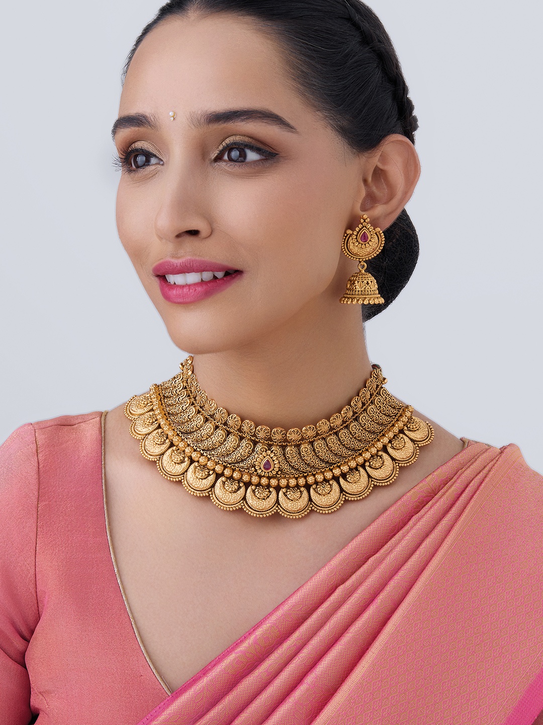 

Kushal's Fashion Jewellery Gold Plated Stones Studded Antique Jewellery Set