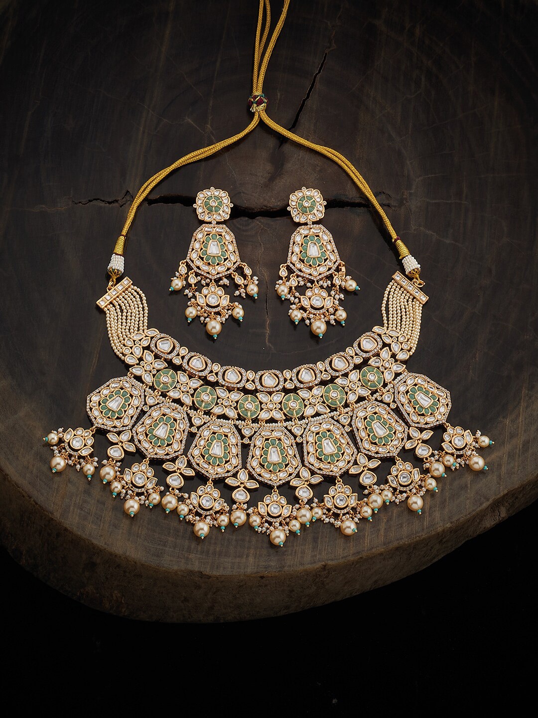 

Kushal's Fashion Jewellery Gold-Plated Kundan-Studded Jewellery Set