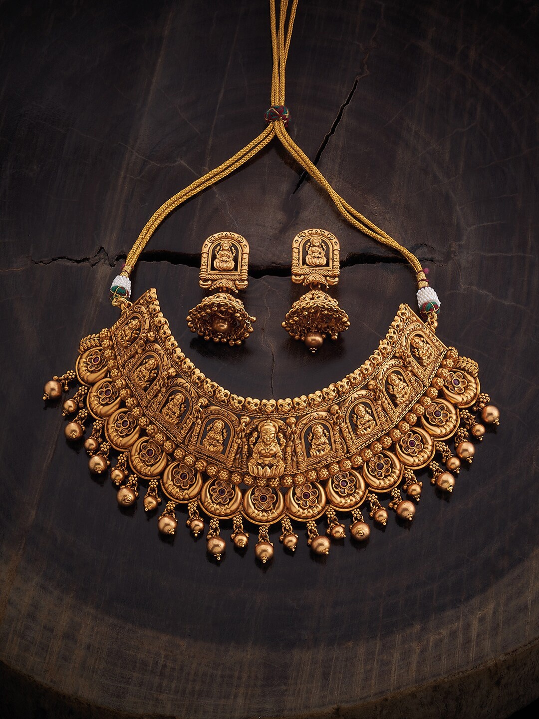 

Kushal's Fashion Jewellery Gold-plated Stone Studded Necklace & Earrings