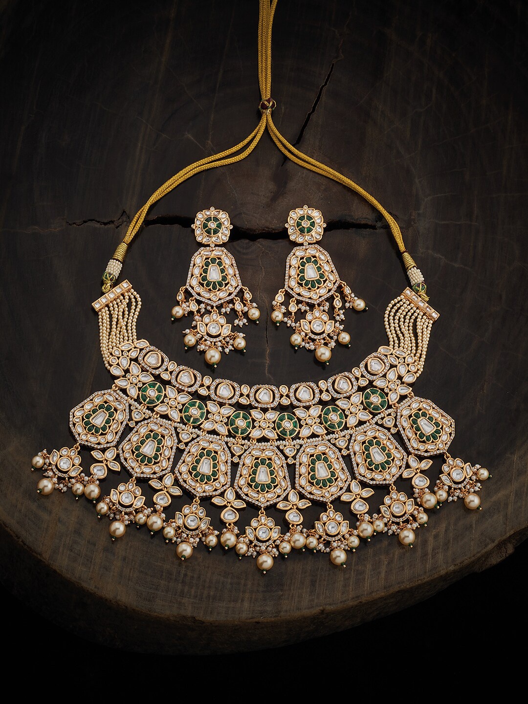 

Kushal's Fashion Jewellery Gold Plated Kundan Studded Jewellery Set