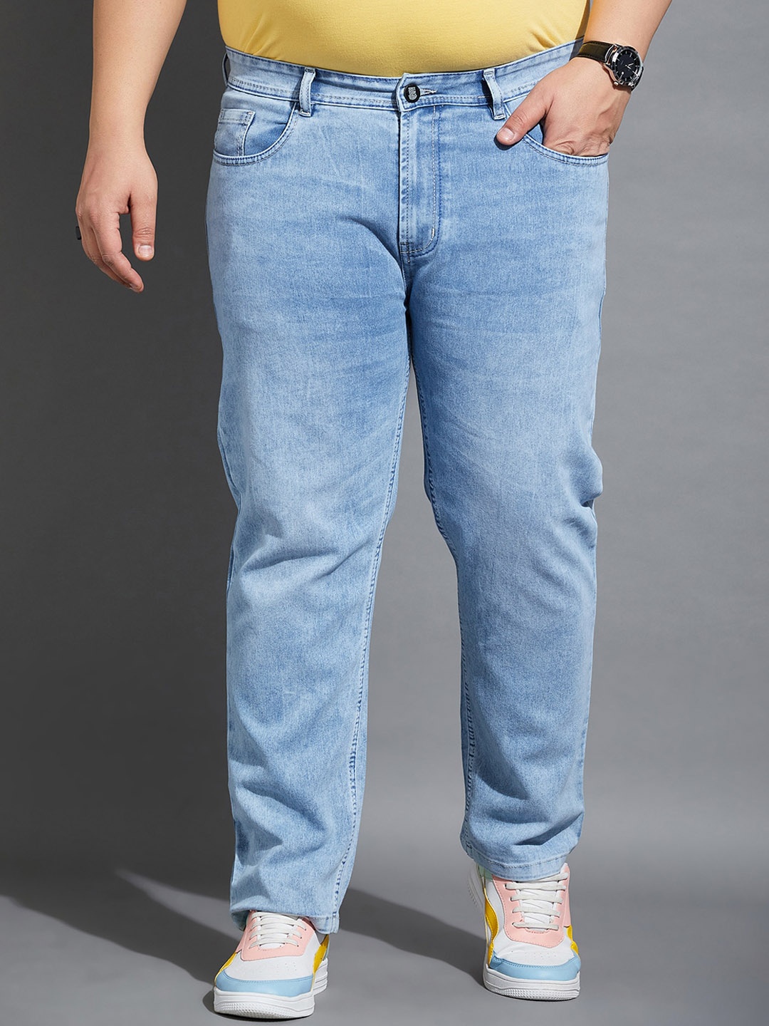 

bigbanana Men Plus Size Mid-Rise Clean Look Light Fade Stretchable Jeans, Blue