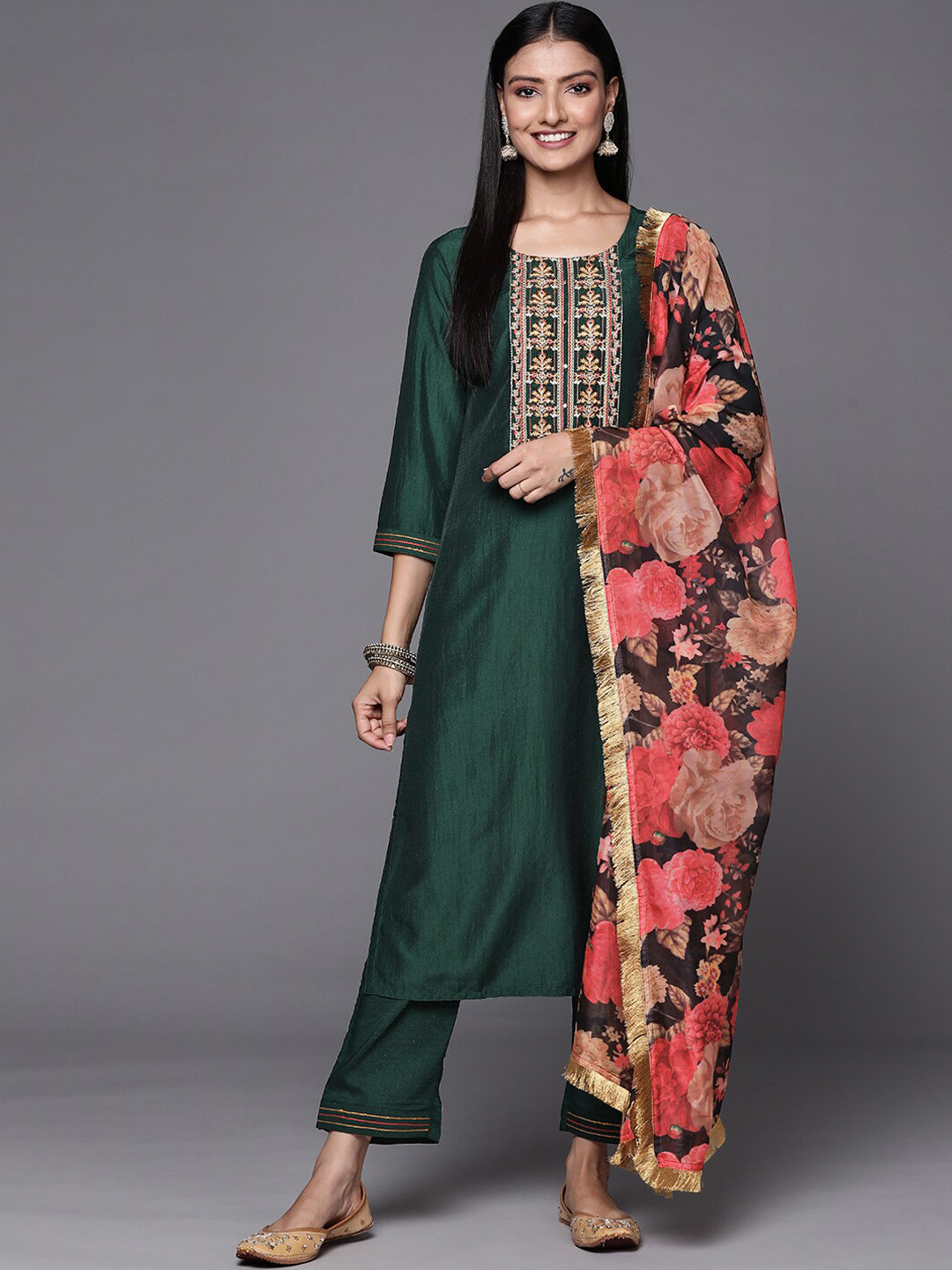 

KALINI Floral Embroidered Regular Thread Work Kurta with Trousers & Dupatta, Green