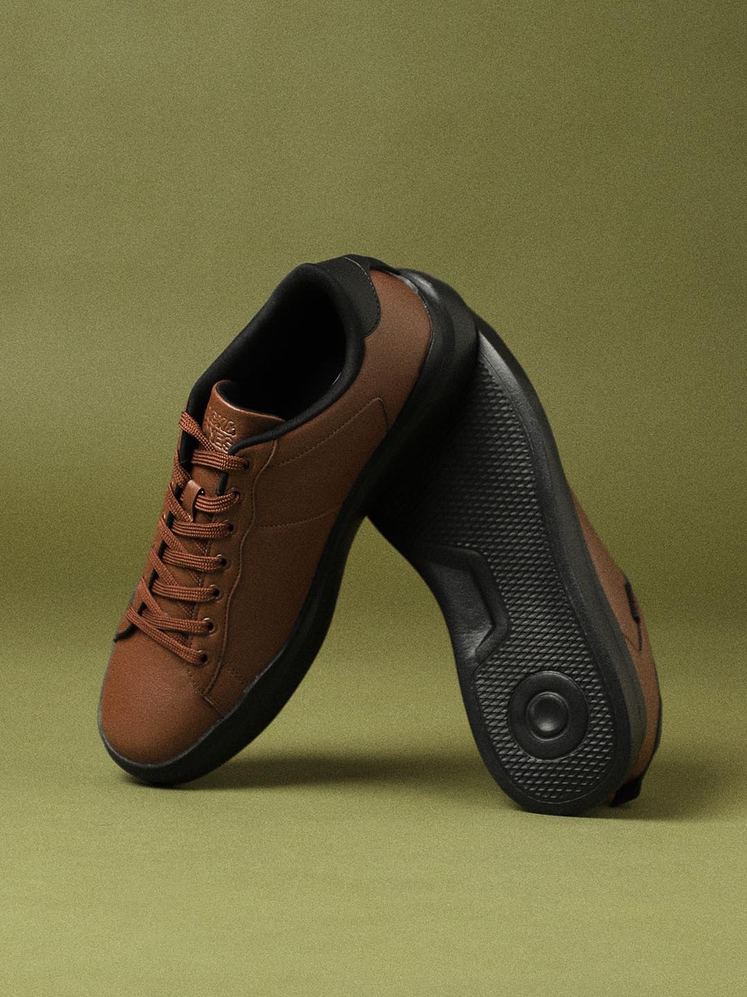 

Jack & Jones Men Lace Up Memory Foam Sneakers, Brown