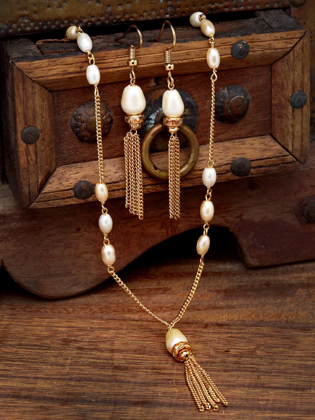

PANASH Gold-Plated Artificial Beads-Beaded Necklace And Earrings