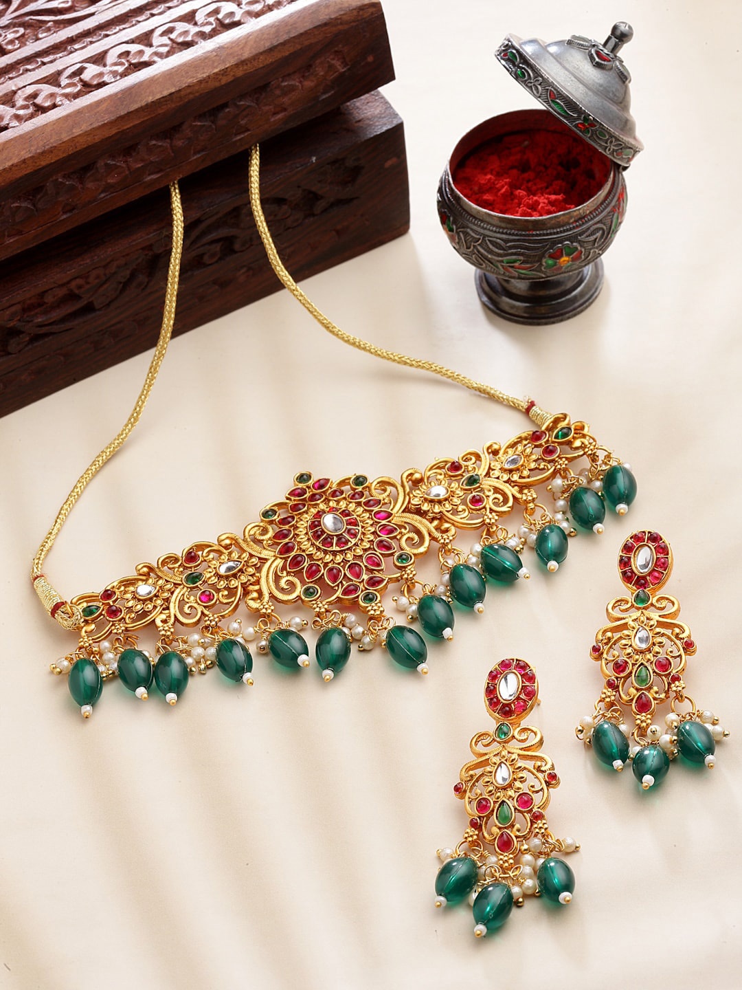 

PANASH Gold-Plated Stones Studded & Beaded Necklace And Earrings