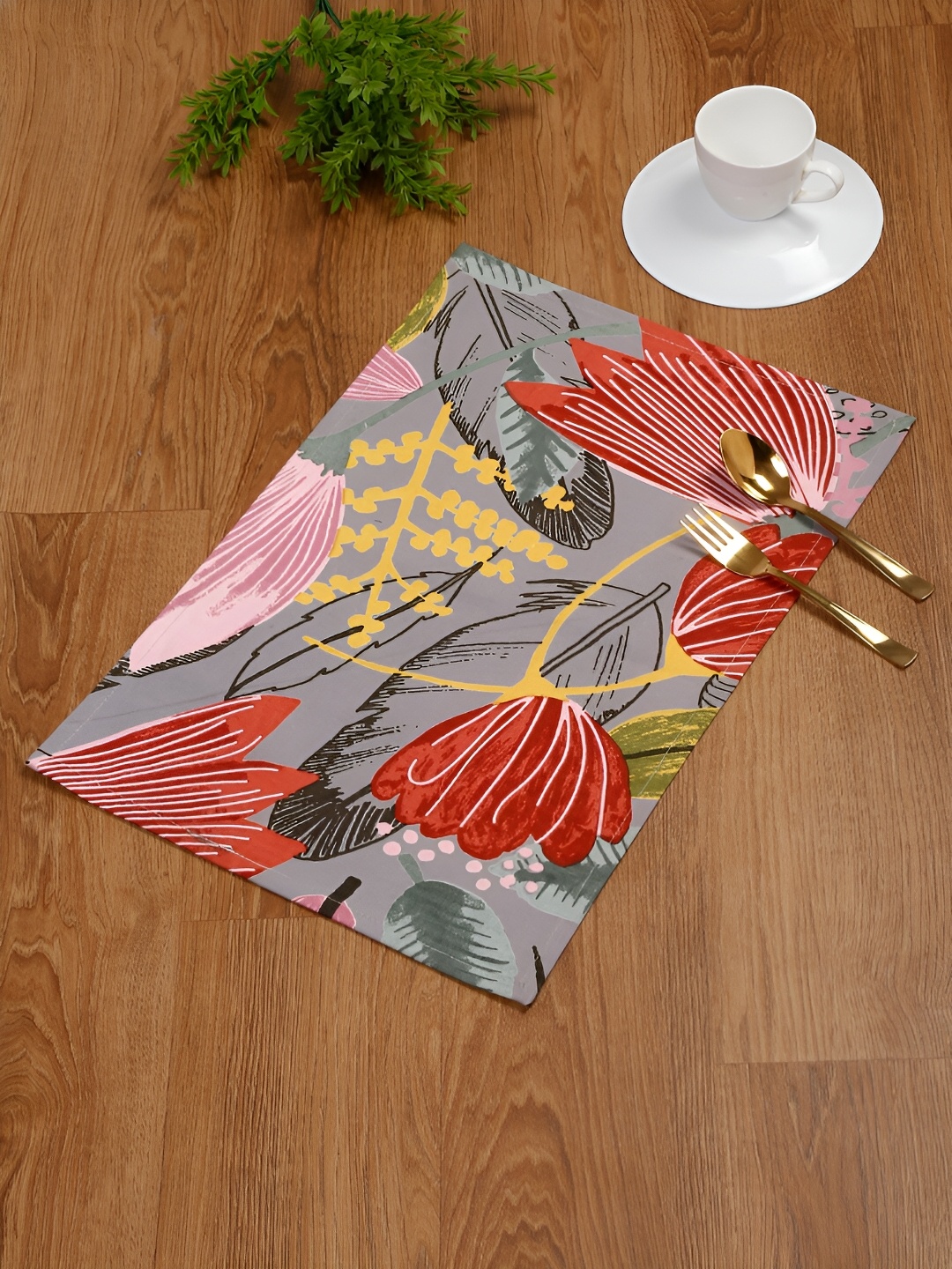 Ratan Cart Grey & Pink 4 Pieces Floral Printed Cotton Table Placemats
