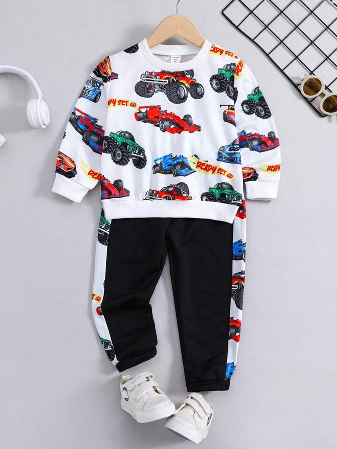 

Googo Gaaga Boys Printed Long Sleeves Cotton T-shirt With Pyjamas, White