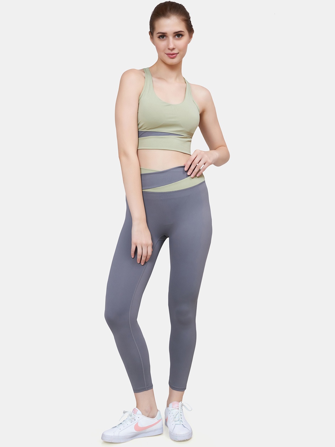 

PLUMBURY Round Neck Sleeveless Sports Tracksuit, Green
