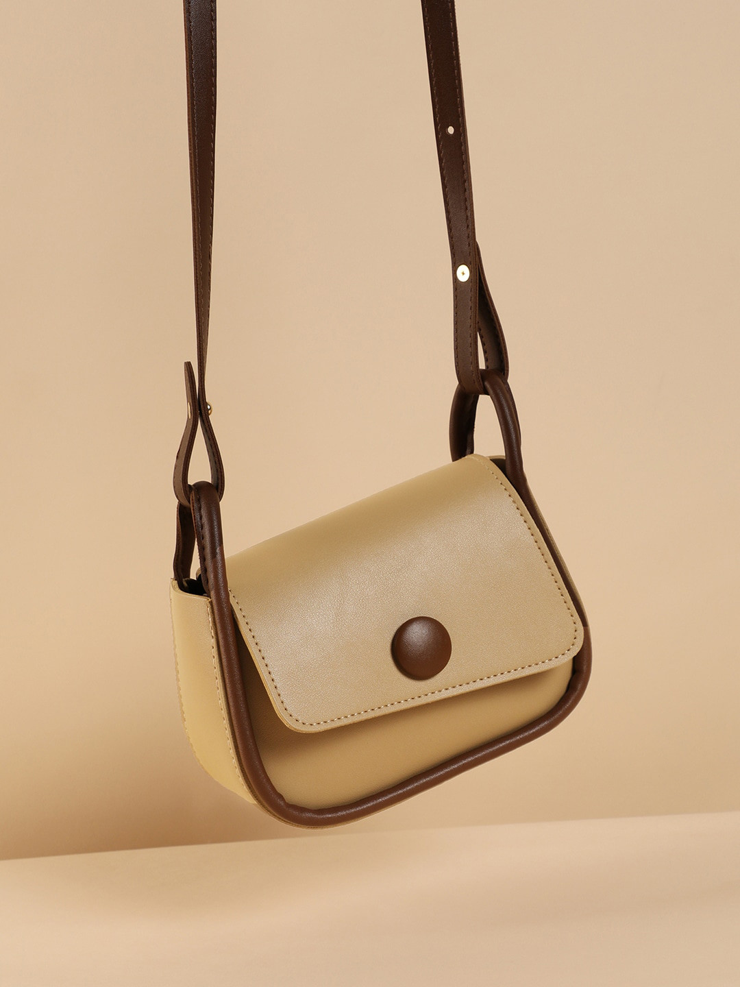 

HAUTE SAUCE by Campus Sutra Zip Detail Leather Sling Bag, Beige