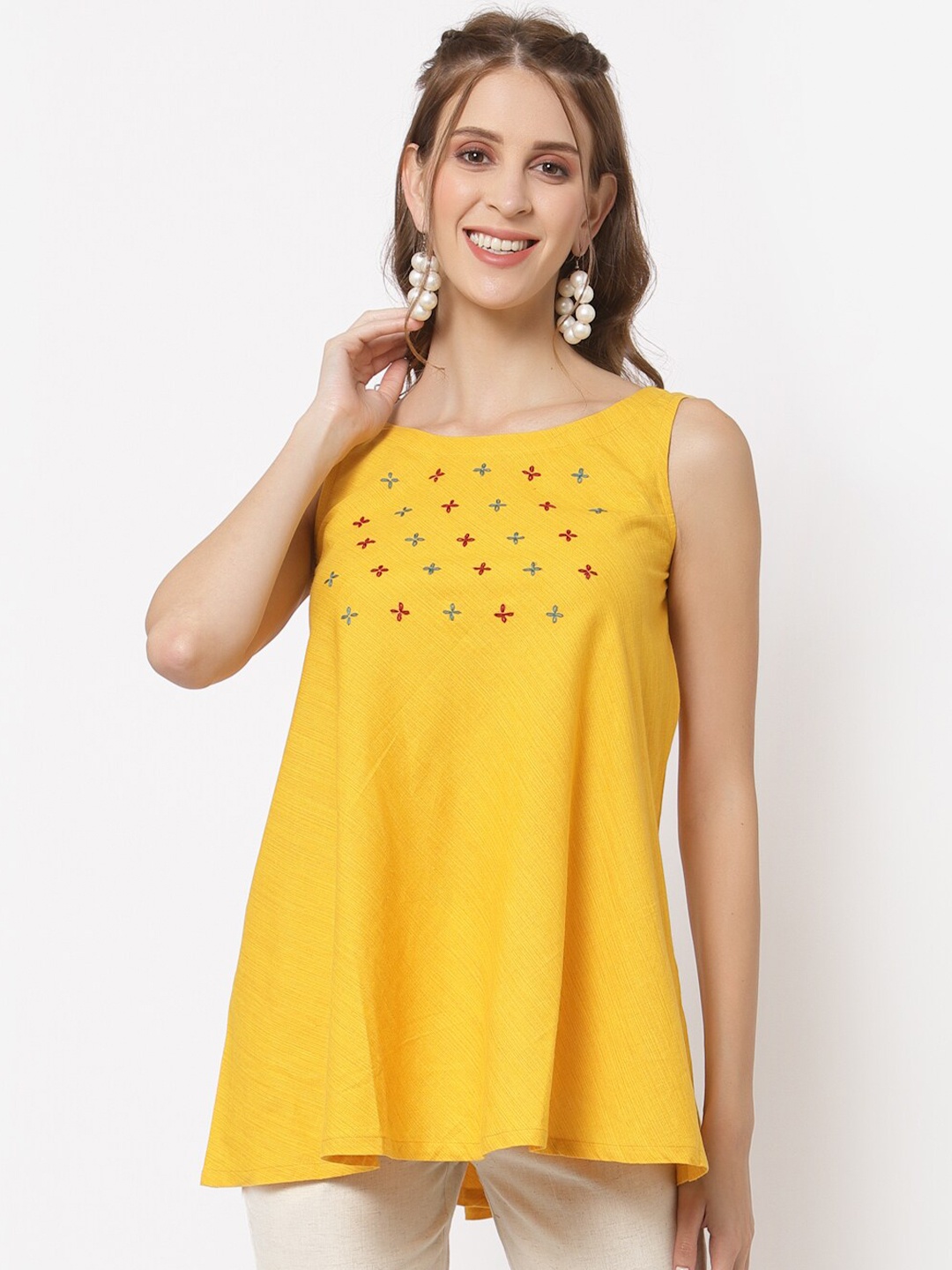 

KAMI KUBI Boat Neck Sleeveless Opaque A-Line Top, Yellow