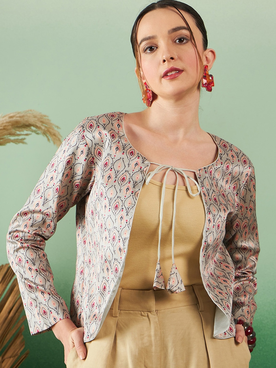 Sangria Printed Silk Ethnic Tailored Jacket, Grey
