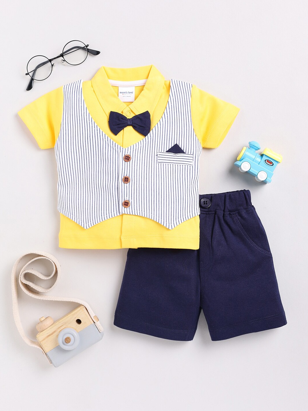 

Moms Love Infant Boys Pure Cotton Shirt With Shorts, Yellow