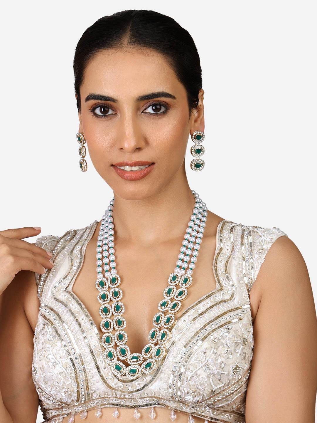 

Zaveri Pearls Gold-Plated AD-Studded & Beaded Jewellery Set