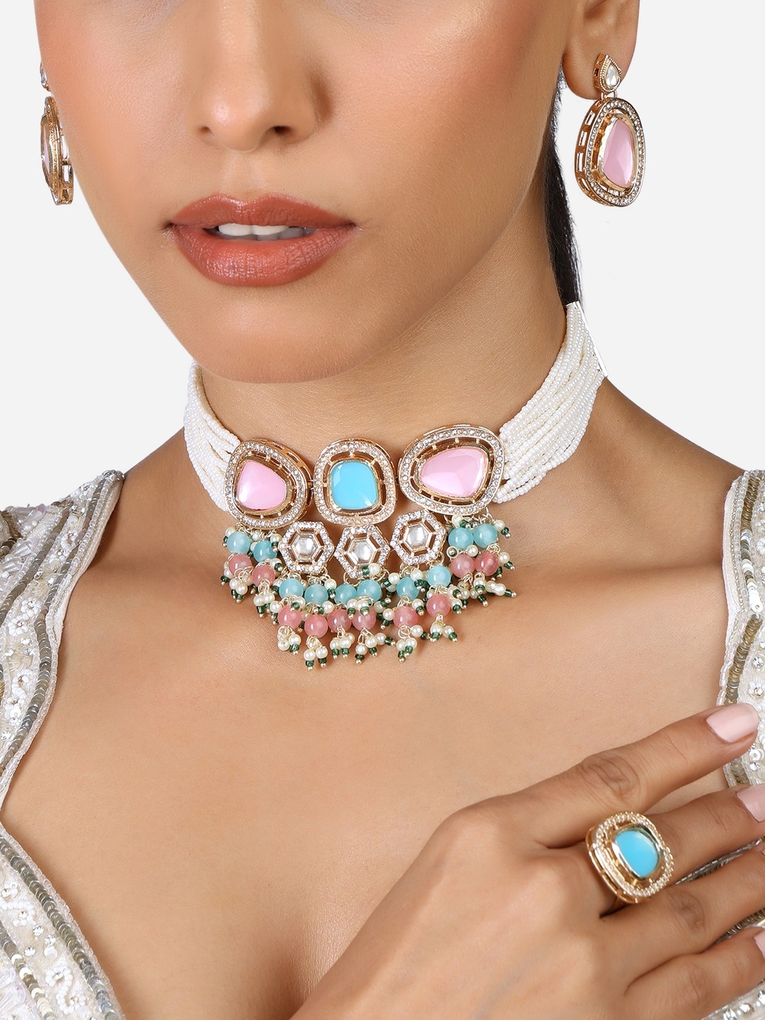 

Zaveri Pearls Gold Plated Stones Studded & Beaded Jewellery Set