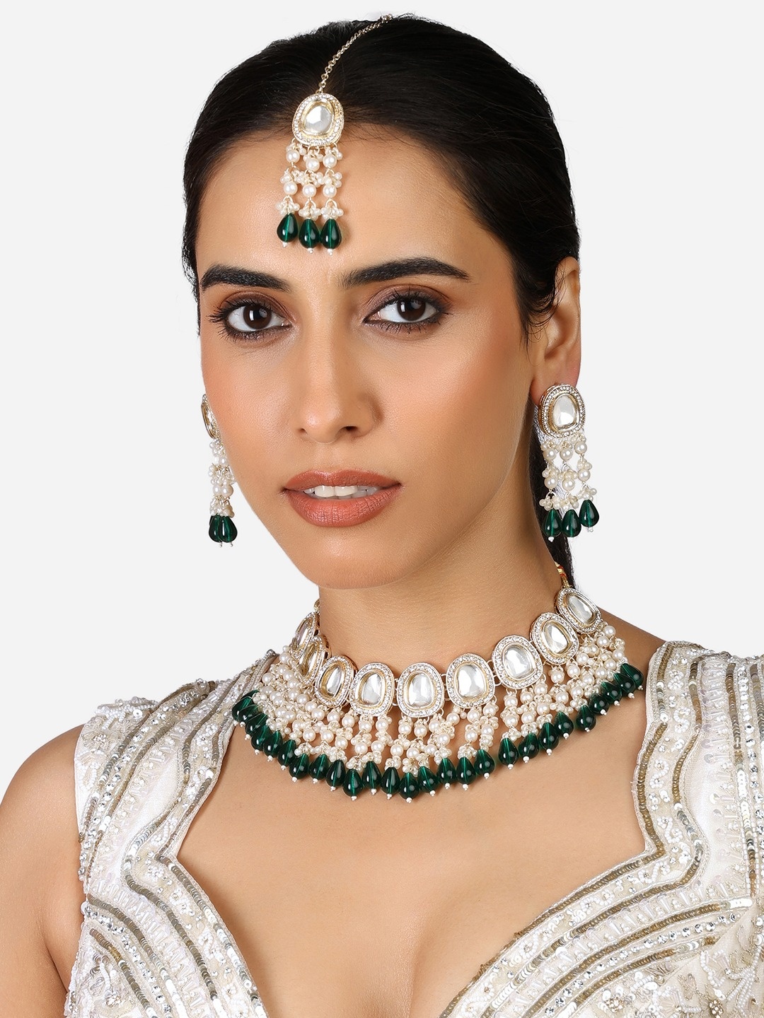 

Zaveri Pearls Gold-Plated Stone Studded & Beaded Jewellery Set