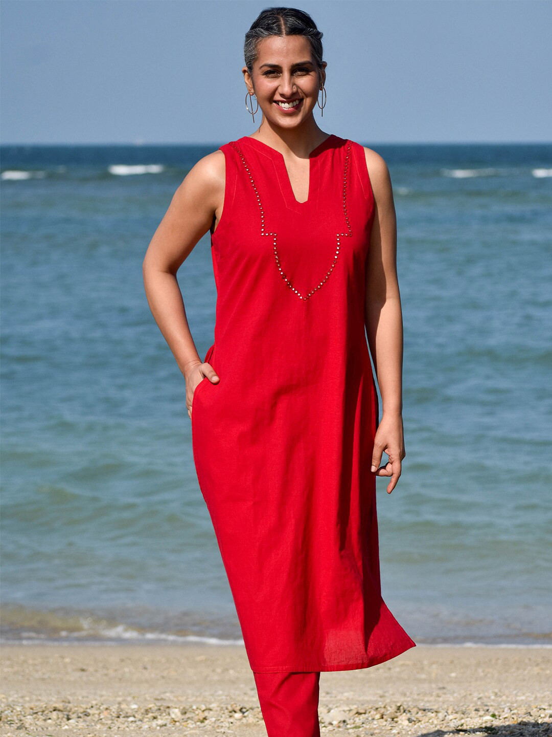 

OKHAI Ethnic Motifs Embroidered Regular Mirror Work Pure Cotton Kurta with Trousers, Red