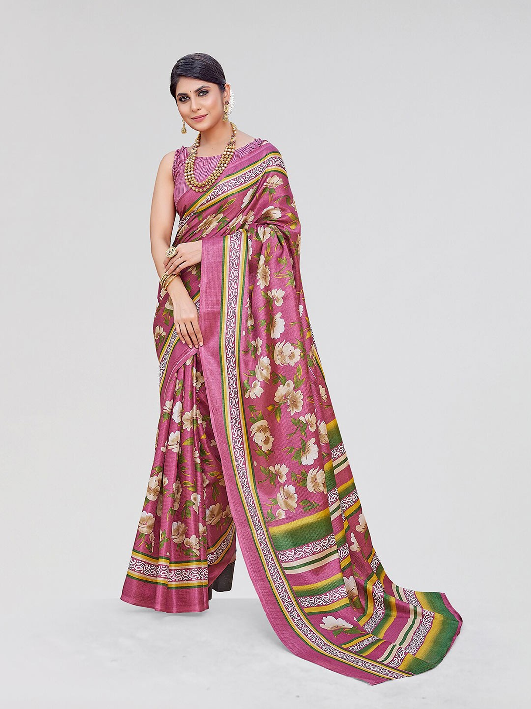 

Yashika Floral Printed Saree, Pink