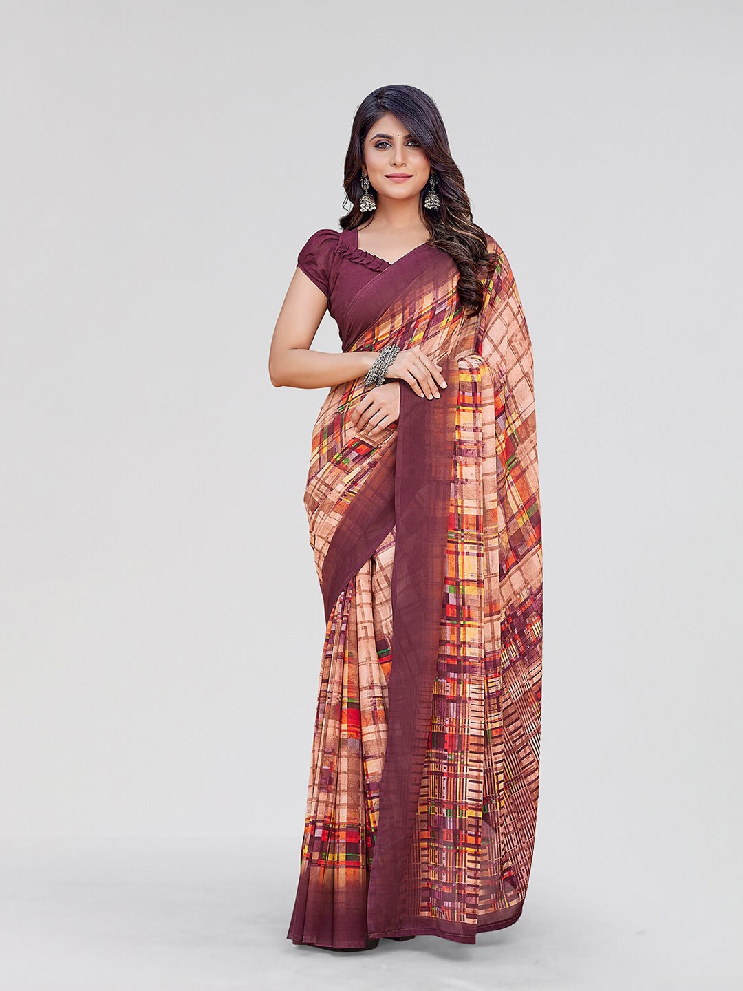 

Yashika Checked Printed Saree, Cream