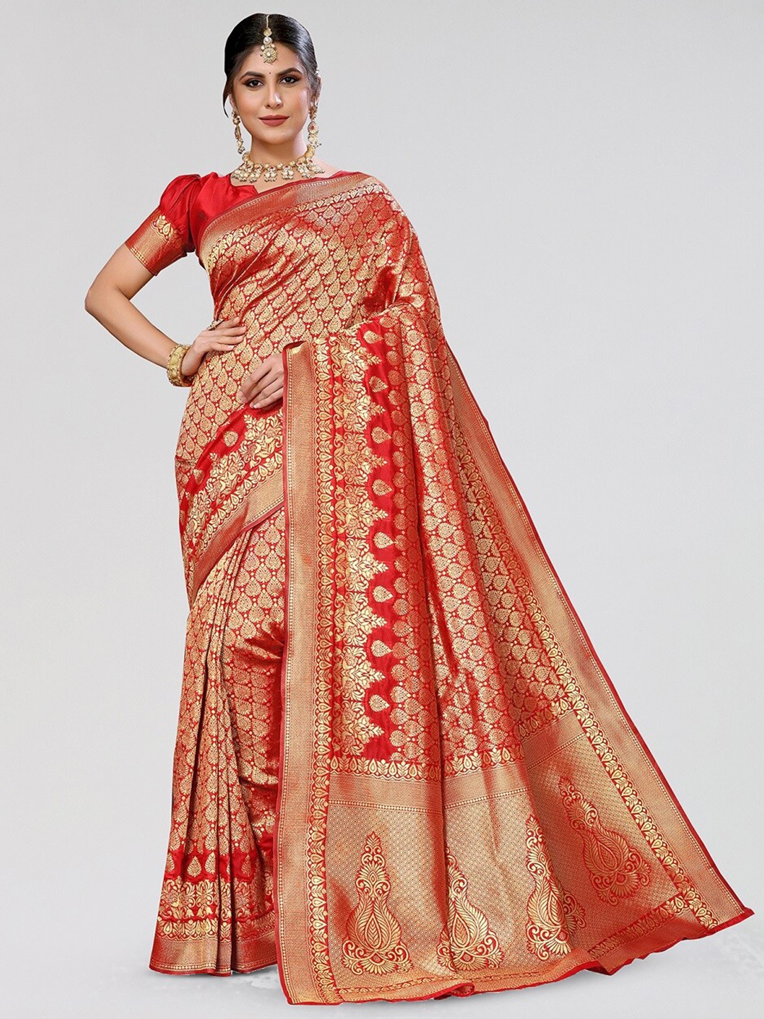 

Yashika Ethnic Woven Design Zari Banarasi Saree, Red