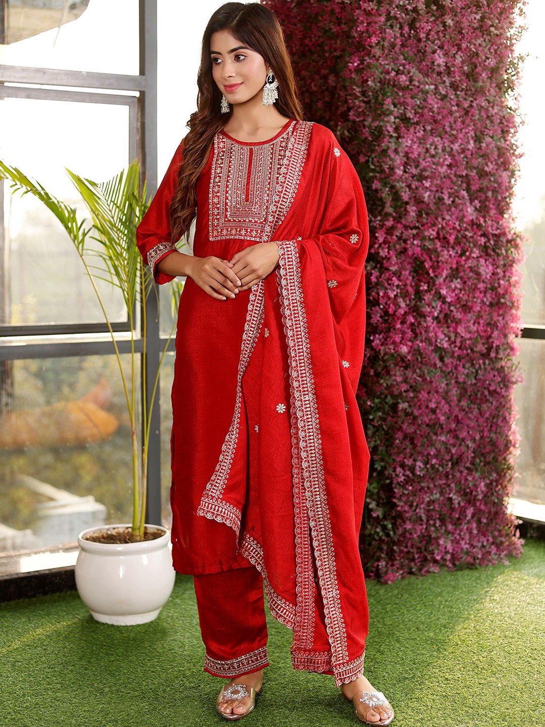 

J.KANJI Floral Zari Embroidered Straight Kurta With Trousers & Dupatta, Maroon