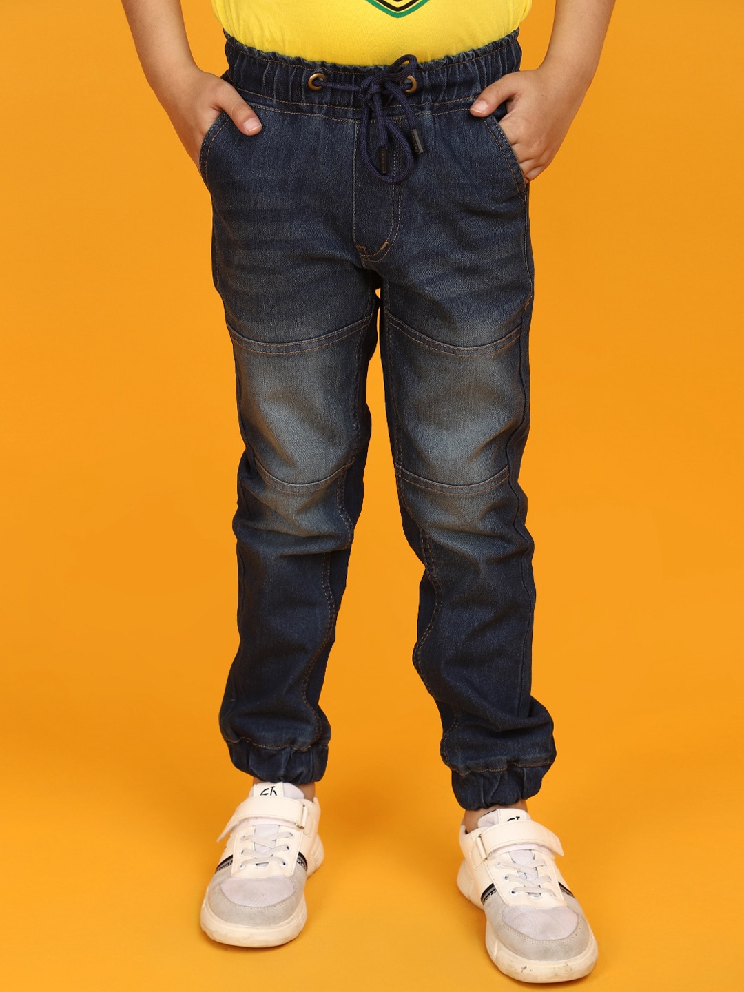 

V-Mart Boys Jogger Fit Mid Rise Clean Look Heavy Fade Knitted Cotton Jeans, Blue