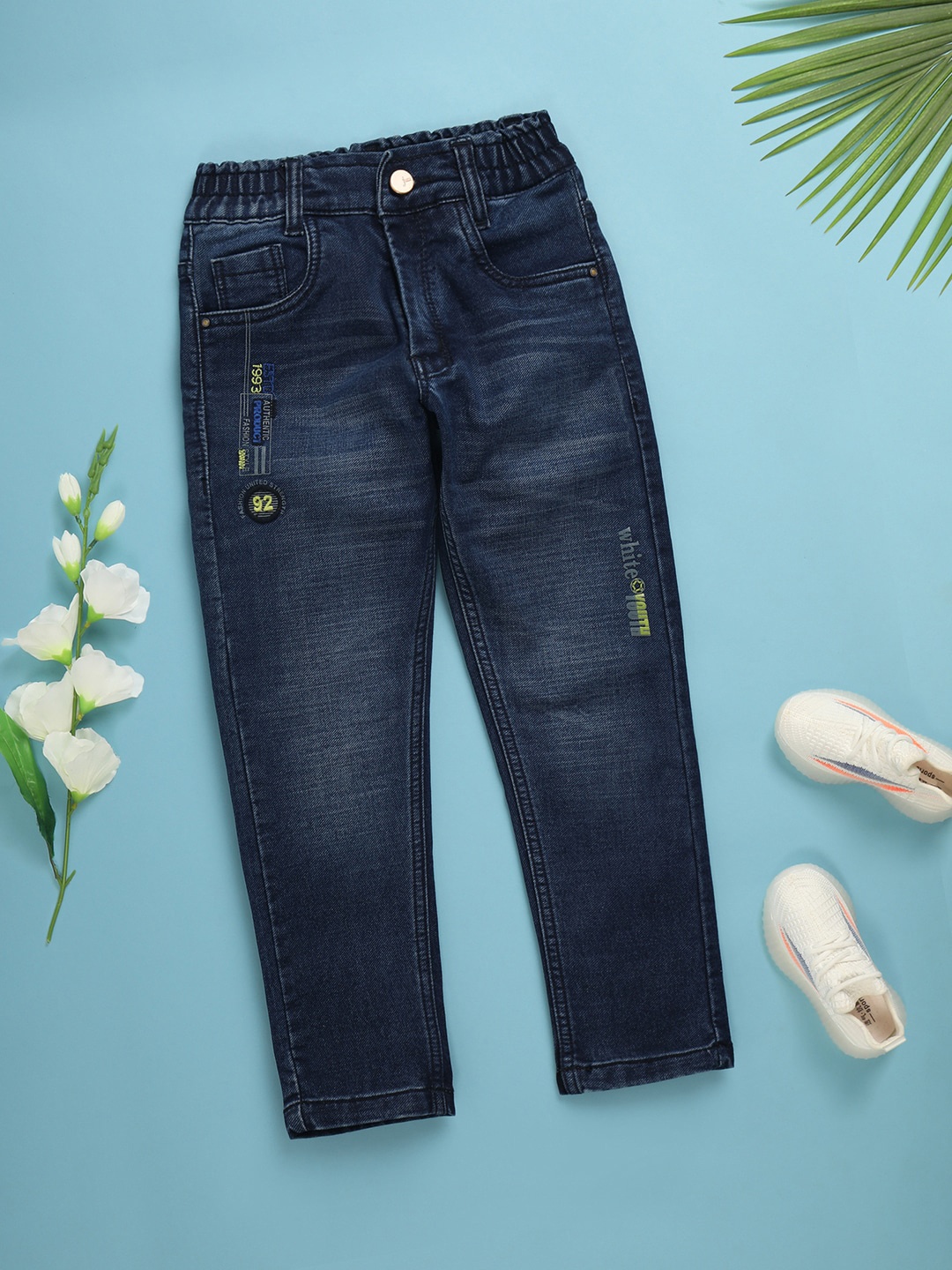 

V-Mart Boys Clean Look Light Fade Regular Fit Cotton Jeans, Blue