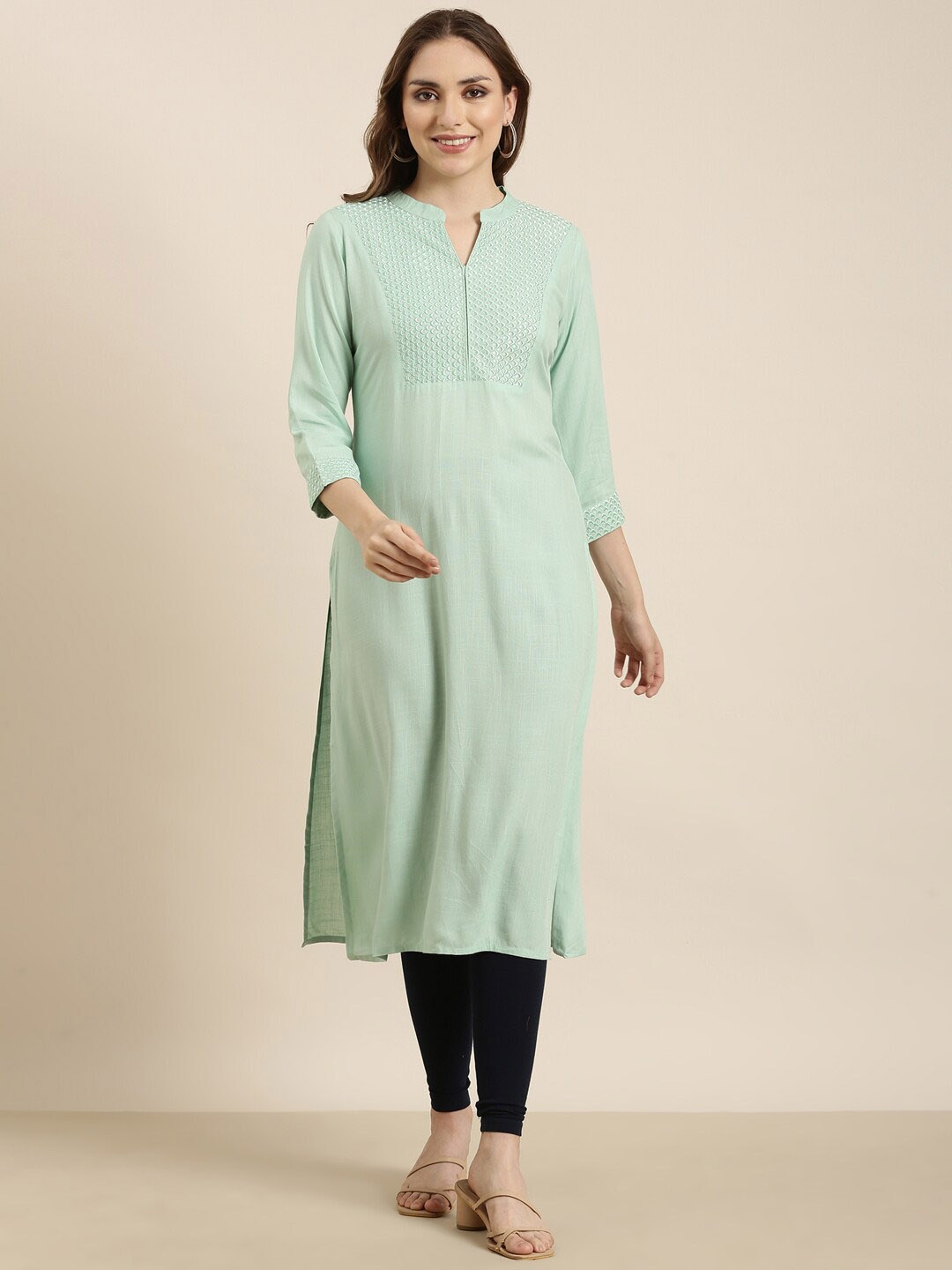 

SHOWOFF Flared Sleeves Thread Work Cotton Kurta, Sea green