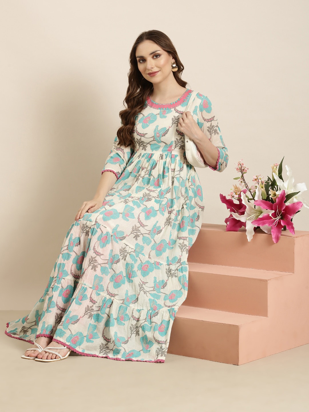 

SHOWOFF Round Neck Floral Printed Sequined A Line Kurta, Turquoise blue
