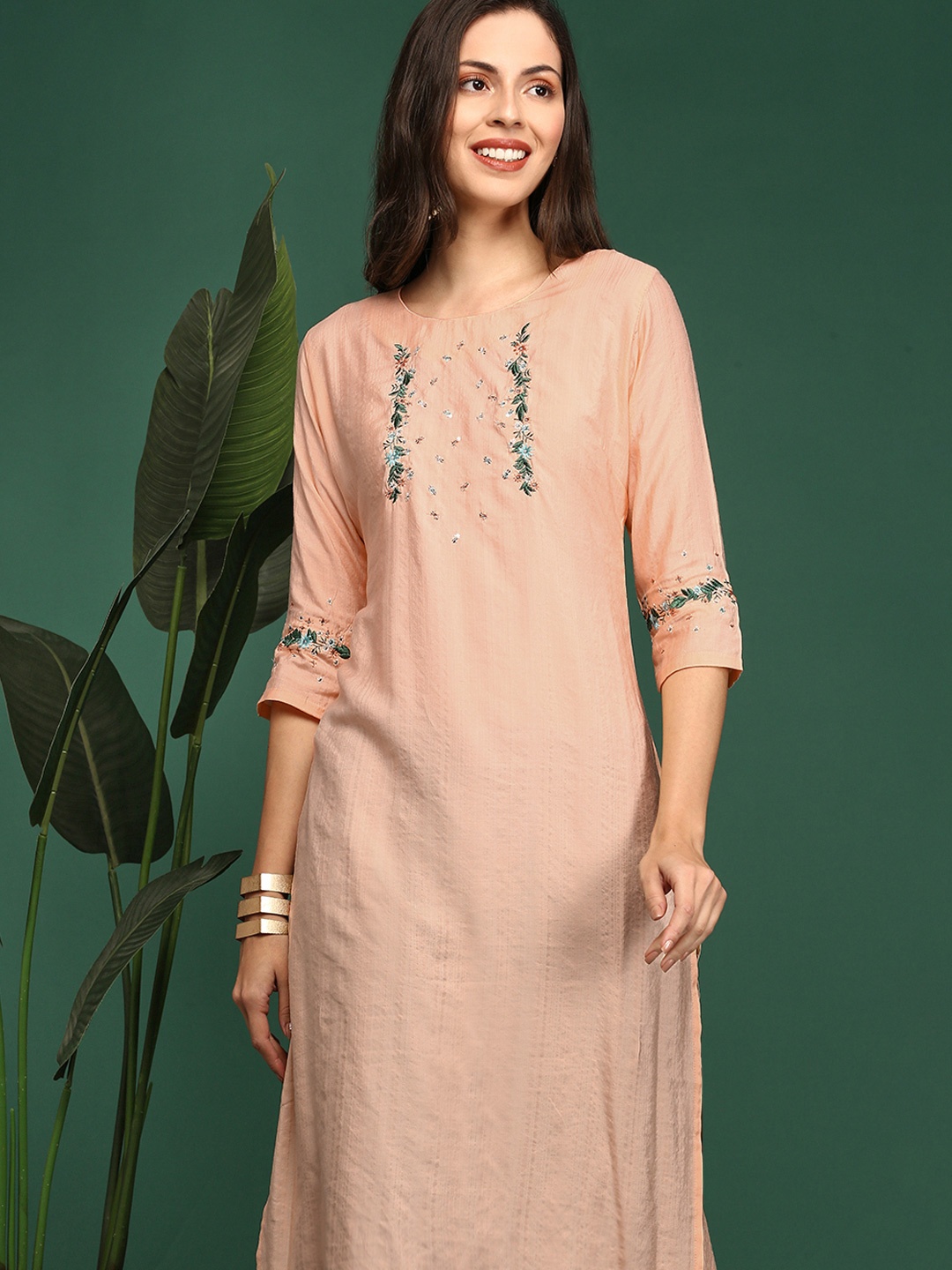 

SHOWOFF Round Neck Three Quarter Sleeves Sequinned Pastels Cotton Kurta, Peach